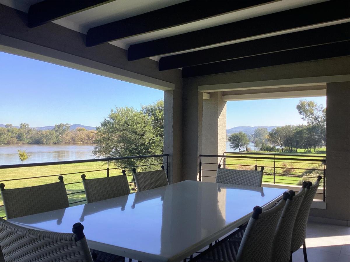 Harpy Haven Villa Parys